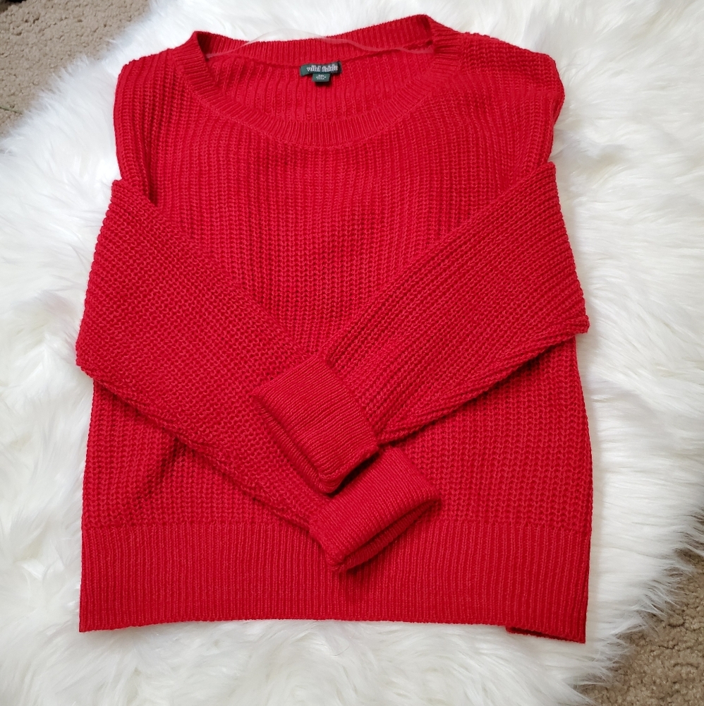 Donating soon**Cropped Red Knit Sweater
